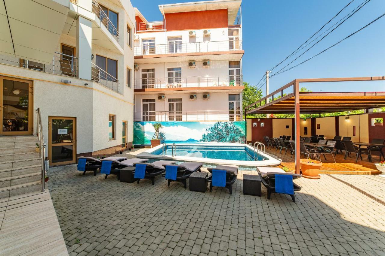 Panorama Hotel Vityazevo Ngoại thất bức ảnh