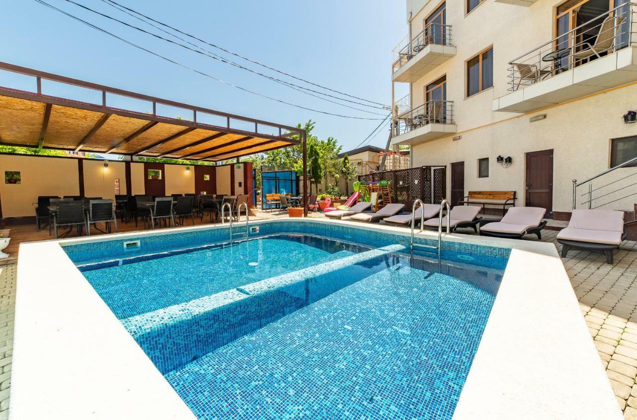 Panorama Hotel Vityazevo Ngoại thất bức ảnh